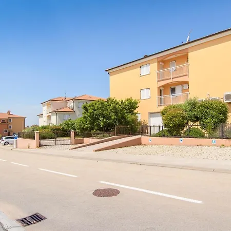 Apartament Aurea Novigrad *